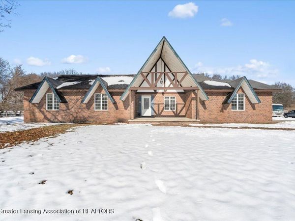 1553 Epley Road, Williamston, MI 48895