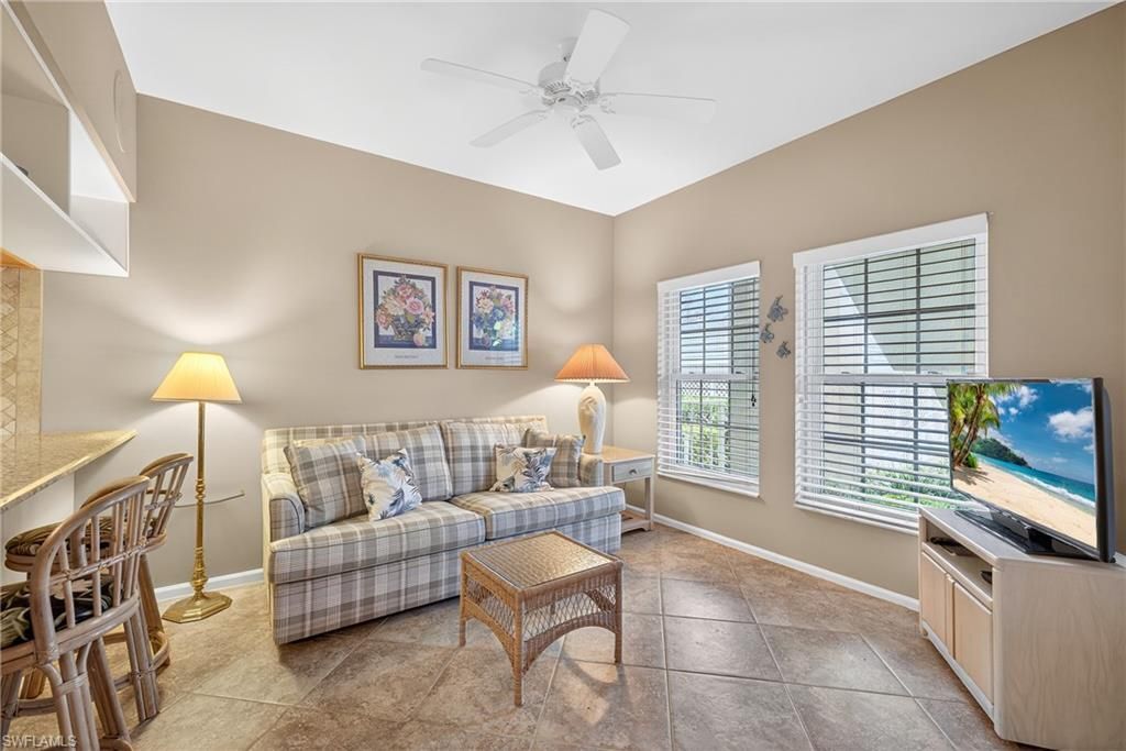 5899 Chanteclair Dr, Unit 211, Naples, FL 34108 Photo