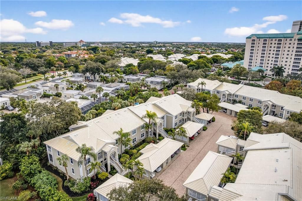 5899 Chanteclair Dr, Unit 211, Naples, FL 34108 Photo