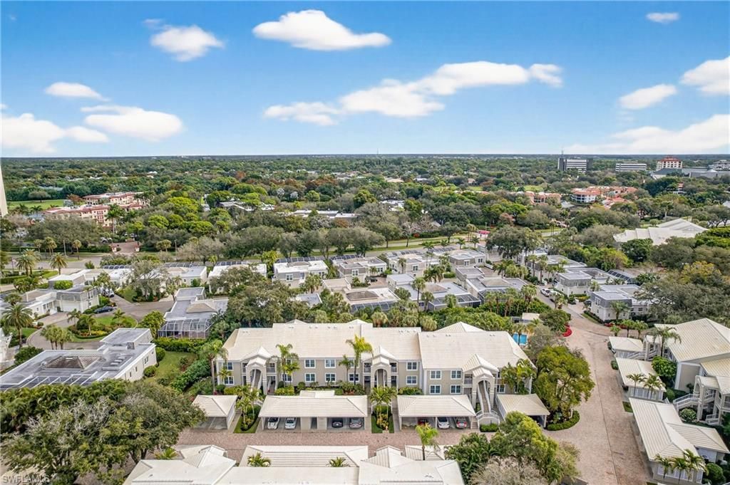 5899 Chanteclair Dr, Unit 211, Naples, FL 34108 Photo