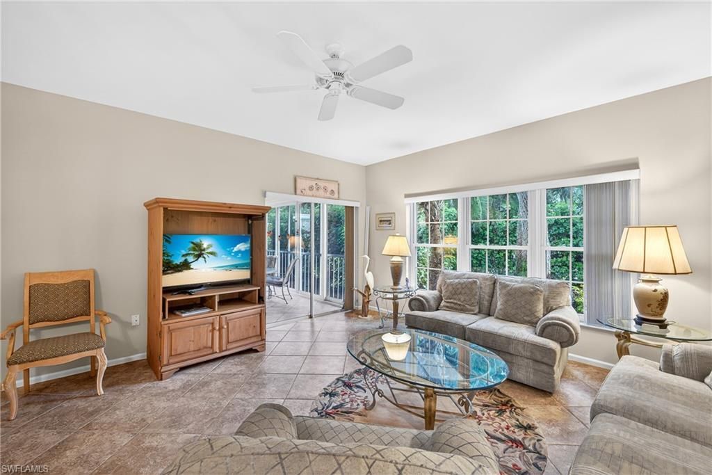 5899 Chanteclair Dr, Unit 211, Naples, FL 34108 Photo