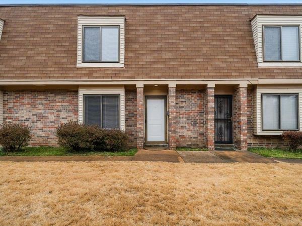 6617 S POPLAR WOODS CIR, Unit 2, Germantown, TN 38138