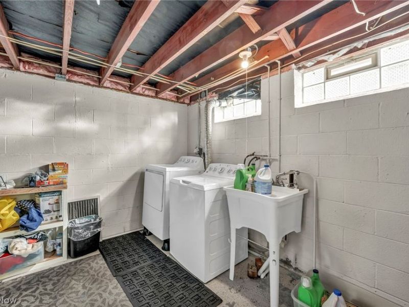 931 E 214th Street, Cleveland, OH 44119 Photo 34