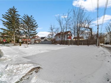 10904 Notre Dame Avenue, Cleveland, OH 44104