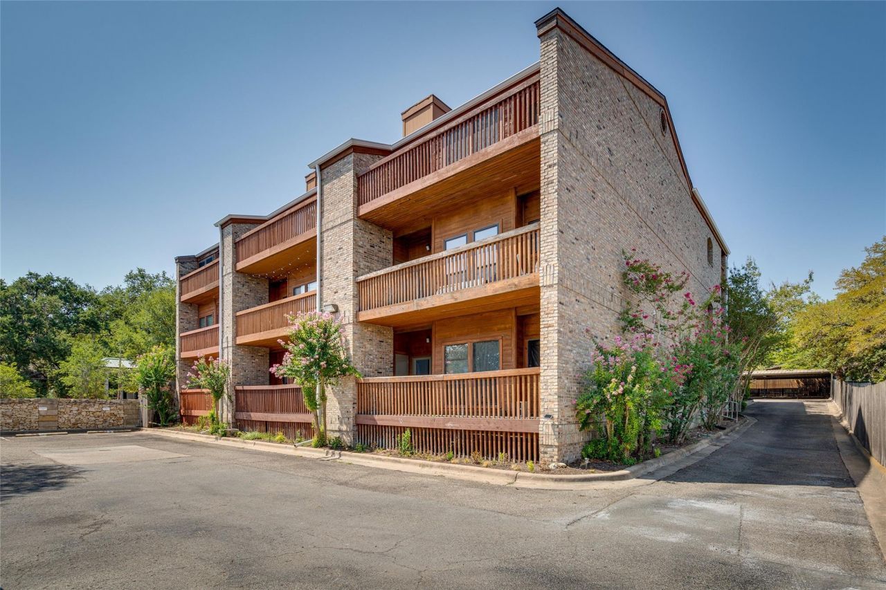 1406 Windsor Rd, Unit 201, Austin, TX 78703 Main Photo