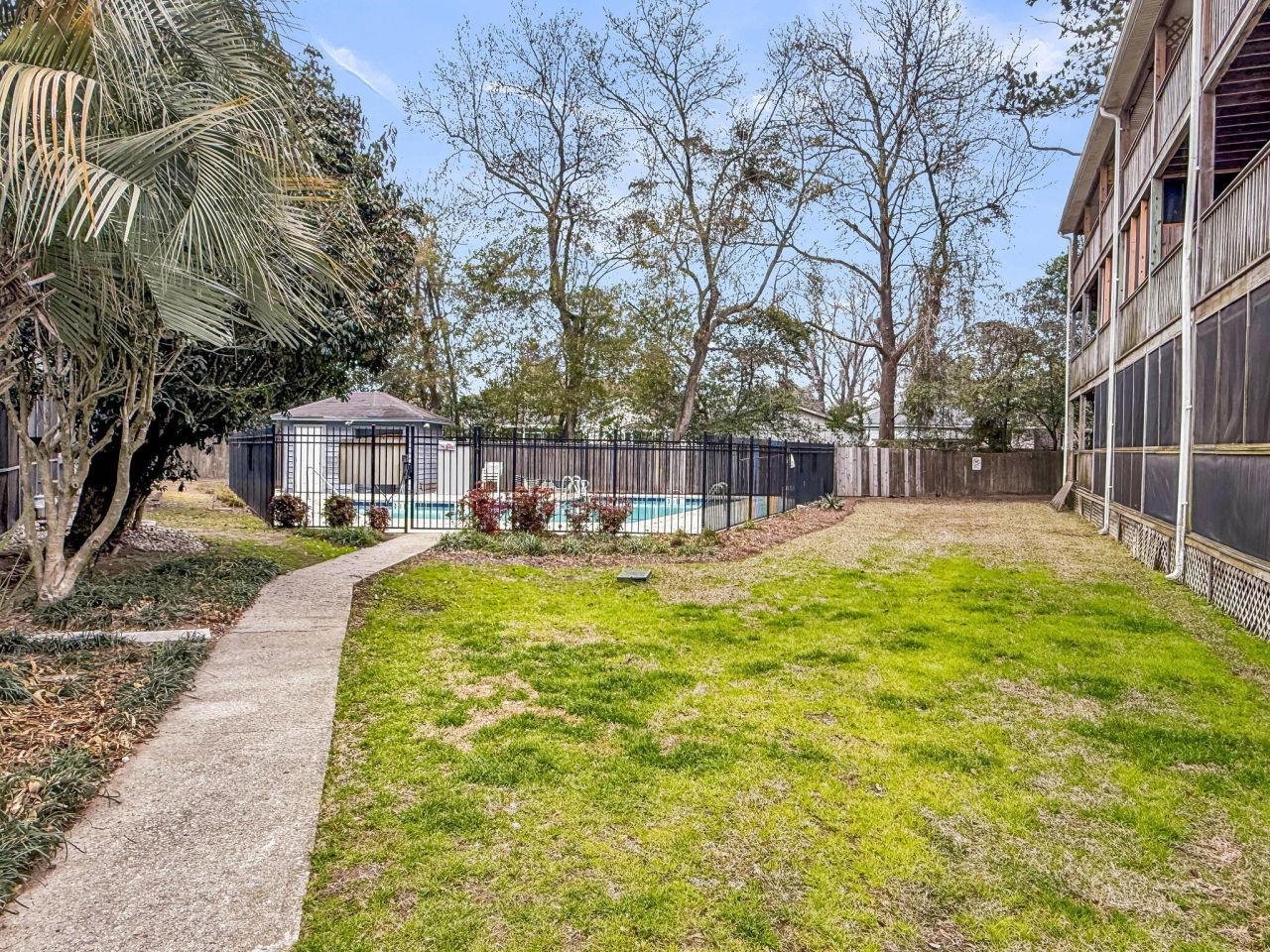 1530 Fort Johnson Road Photo 28