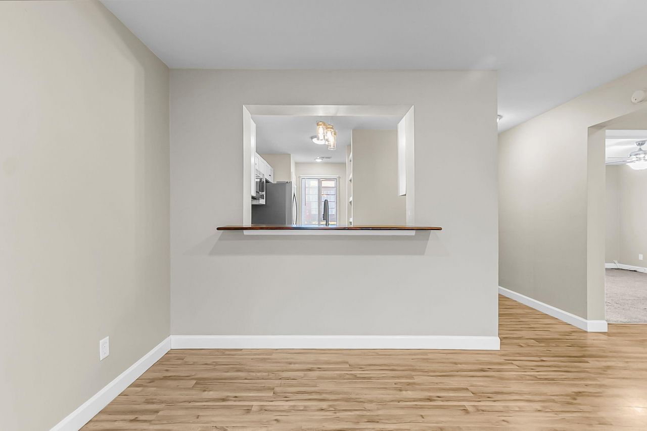 1530 Fort Johnson Road Photo 6