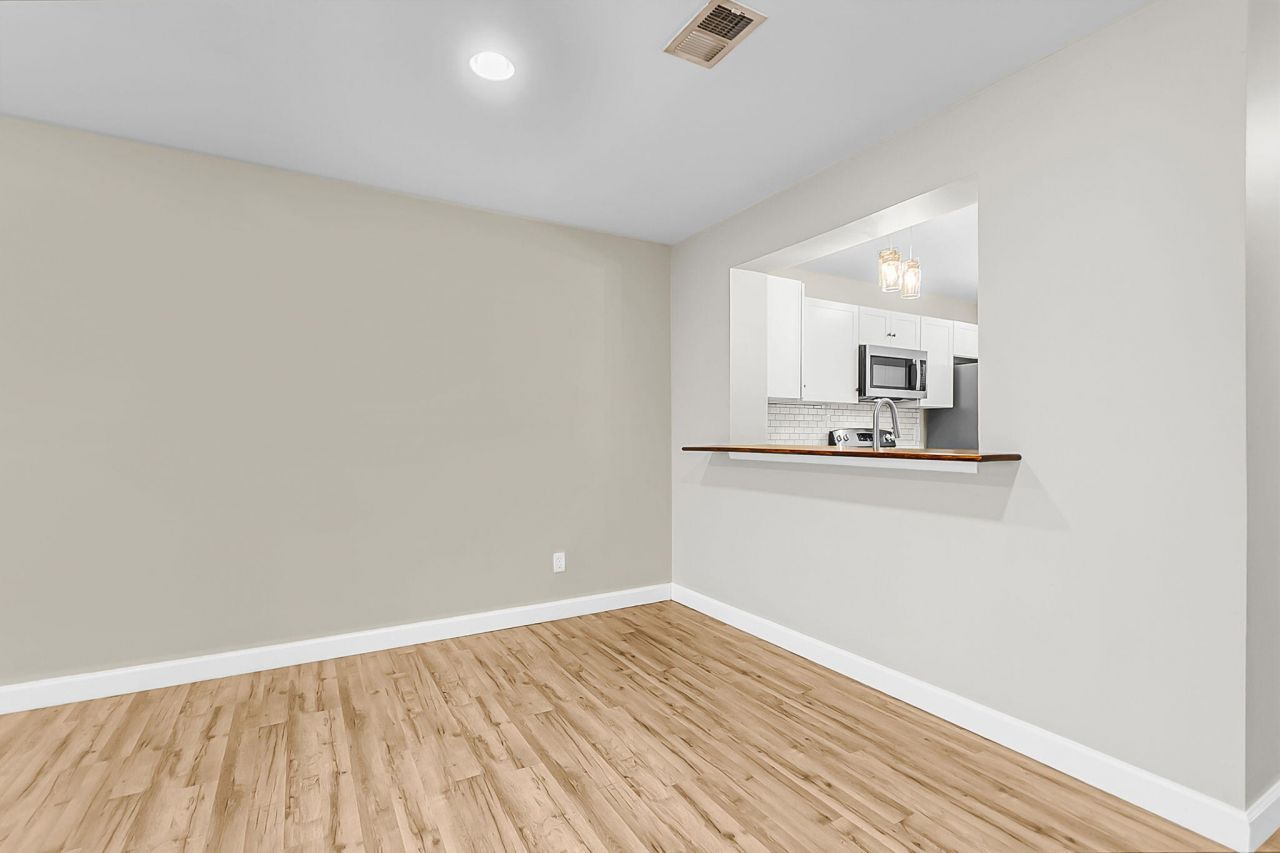 1530 Fort Johnson Road Photo 7