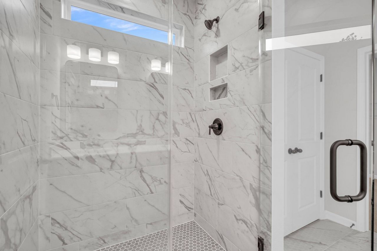 812 Abbey Gardens Lane Photo 19