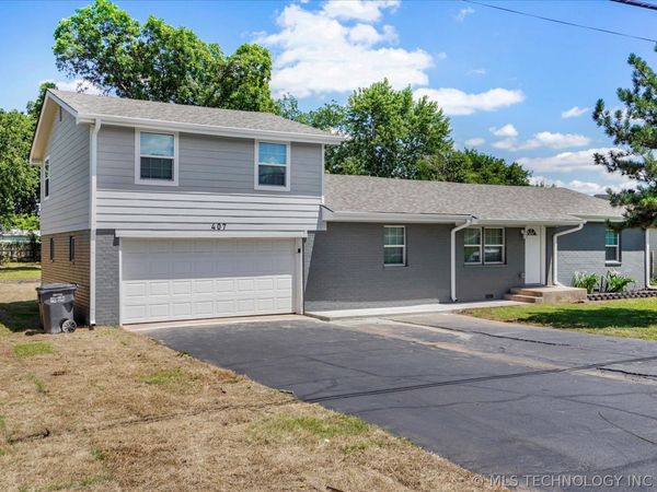 407 N Forest Street, Jenks, OK 74037