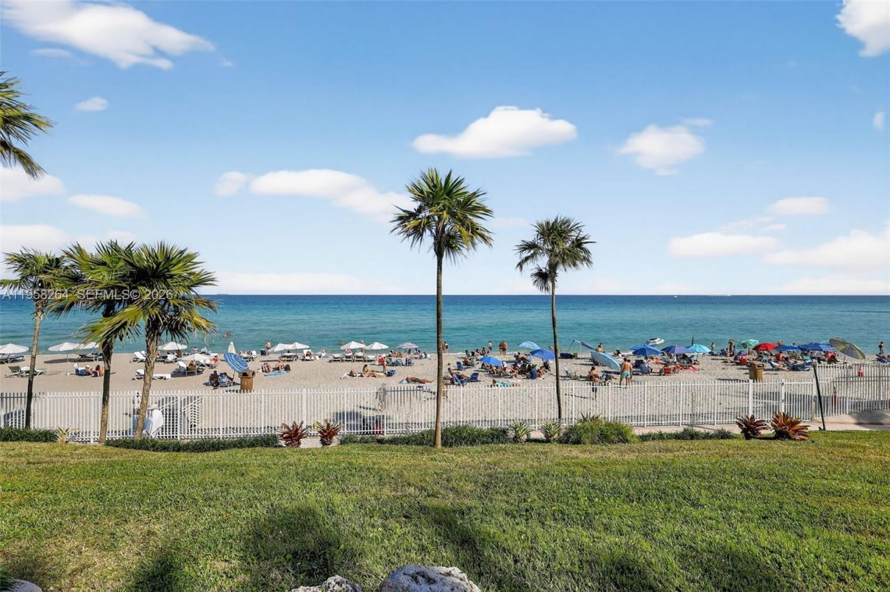 19333 Collins Ave, Unit 510, Sunny Isles Beach, FL 33160 Photo