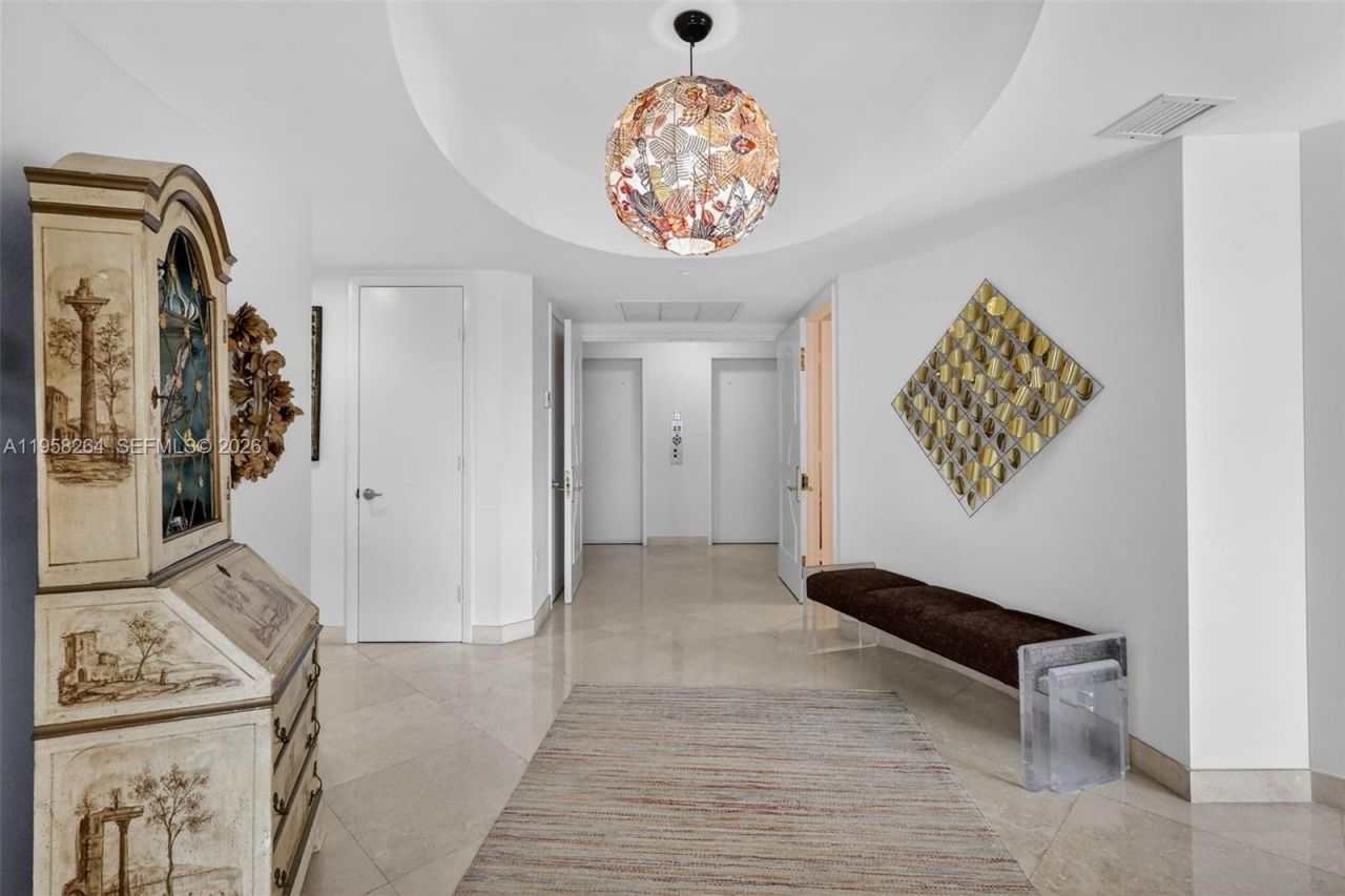 19333 Collins Ave, Unit 510, Sunny Isles Beach, FL 33160 Photo