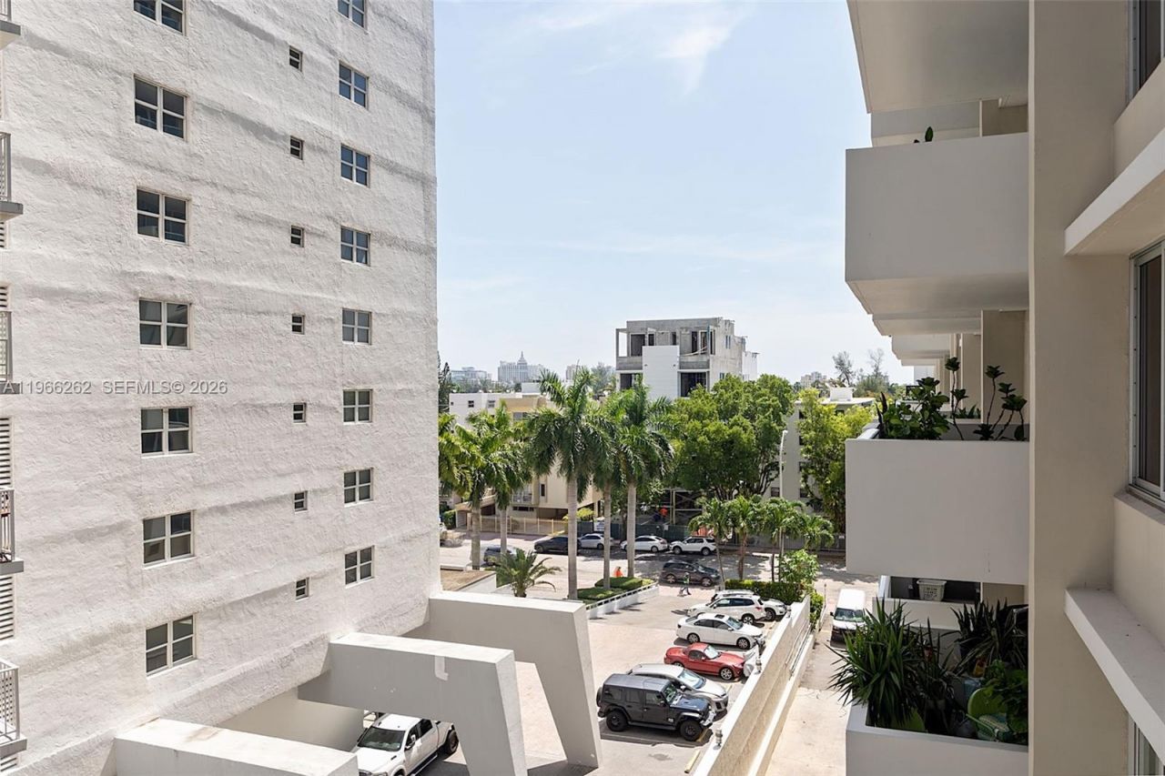 1200 West Ave , Unit 521, Miami Beach, FL 33139 Photo