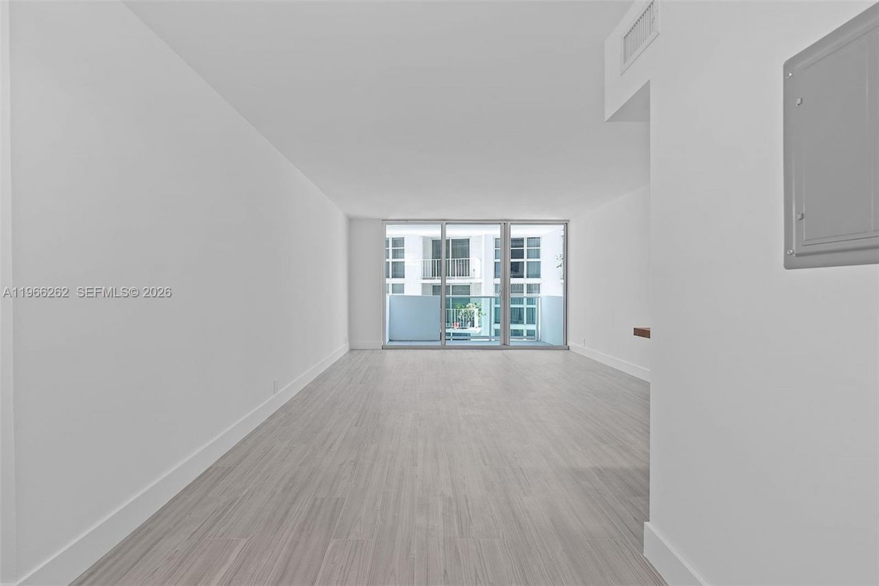 1200 West Ave , Unit 521, Miami Beach, FL 33139 Photo