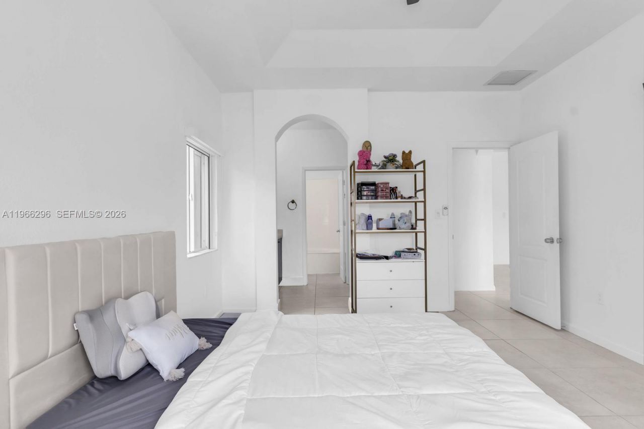 22572 SW 103rd Ct, Cutler Bay, FL 33190 Photo