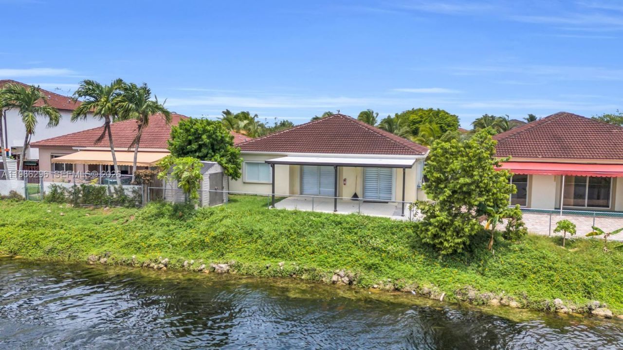 22572 SW 103rd Ct, Cutler Bay, FL 33190 Photo