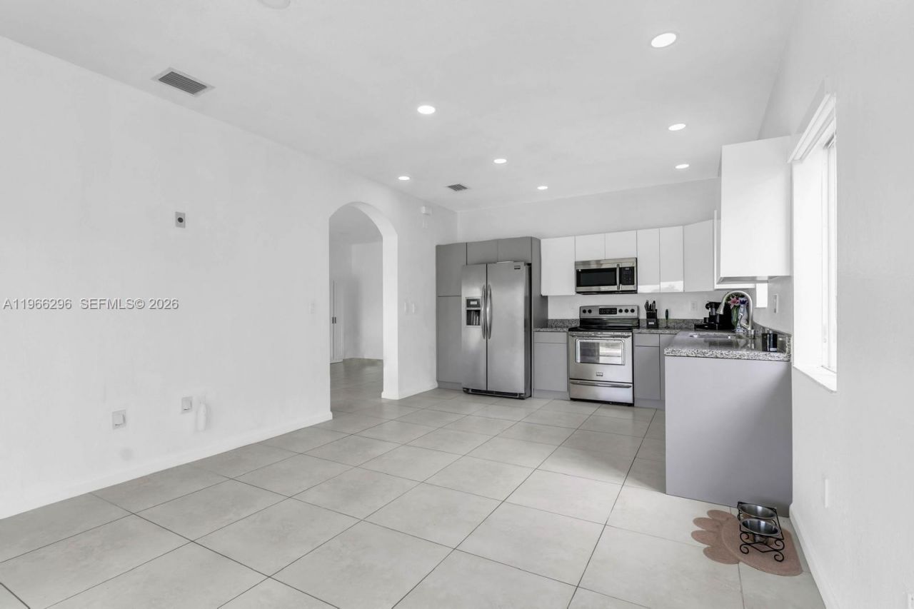 22572 SW 103rd Ct, Cutler Bay, FL 33190 Photo