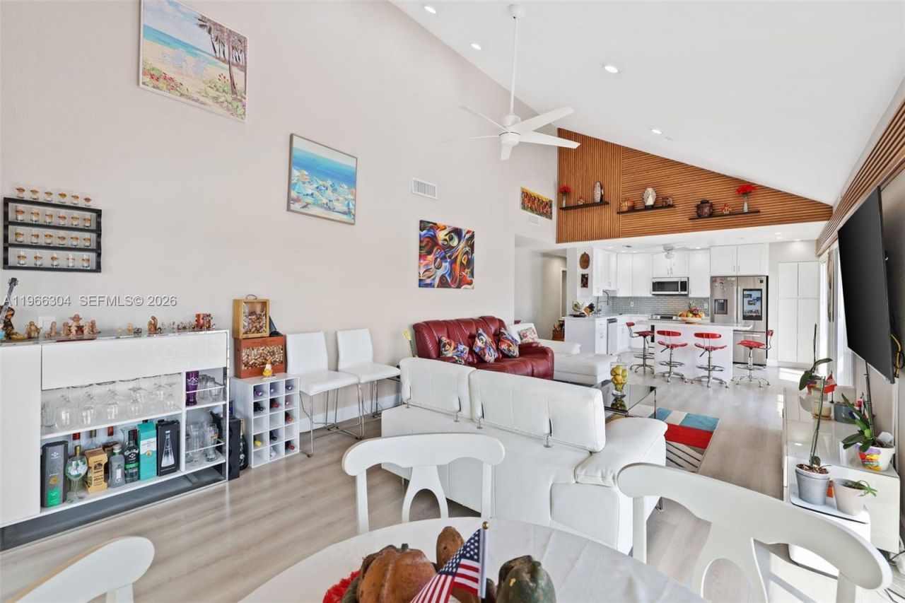 7531 NW 86th Ter, Unit 201, Tamarac, FL 33321 Photo