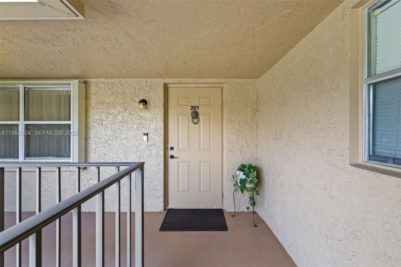 7531 NW 86th Ter, Unit 201, Tamarac, FL 33321 Photo
