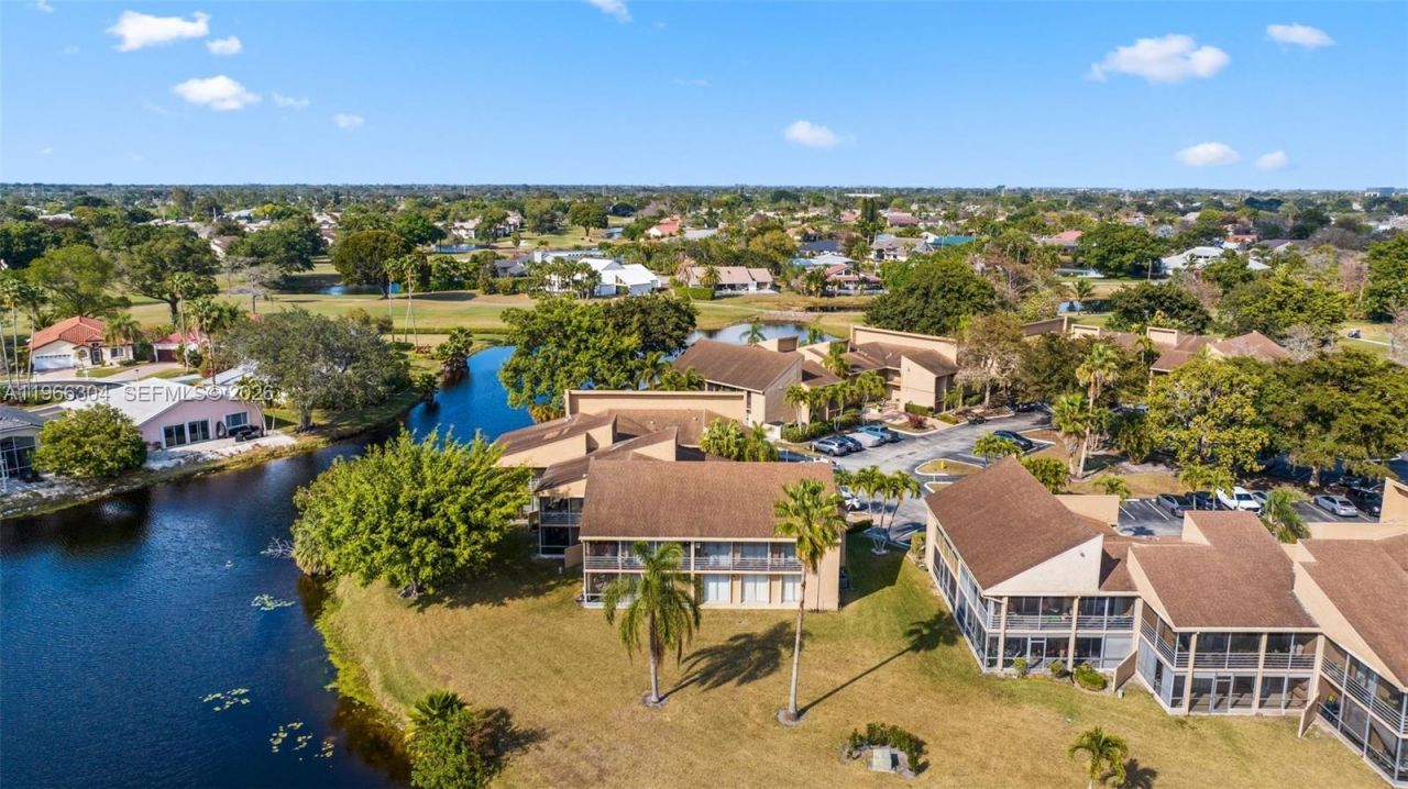 7531 NW 86th Ter, Unit 201, Tamarac, FL 33321 Photo