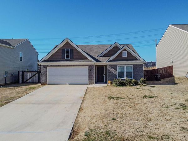 114 Dupitt Circle , Athens, TN 37303
