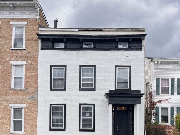 208 Warren Street, Hudson, NY 12534