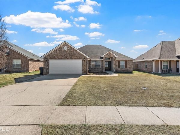 287 Avondale Lane, Bossier City, LA 71112