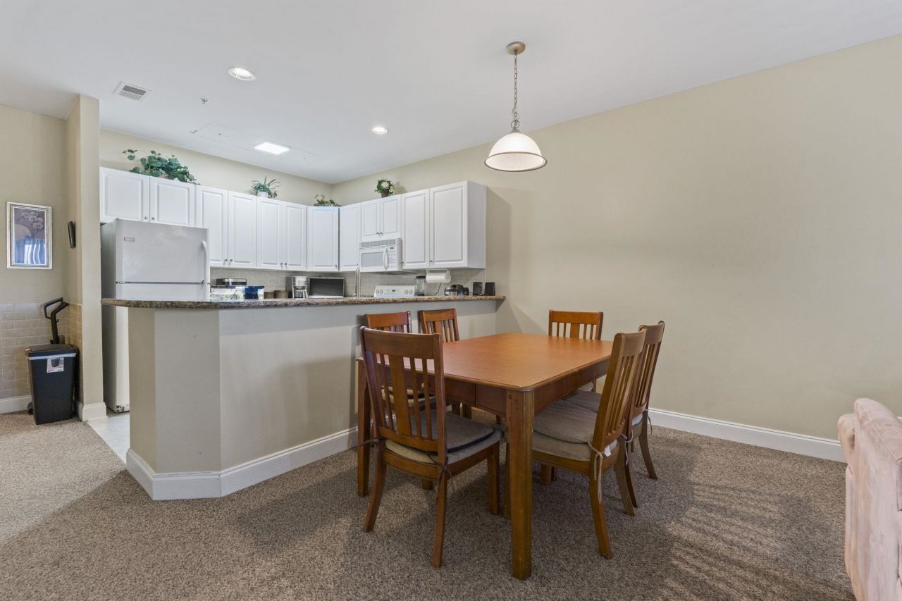 1033 World Tour Blvd.  Photo 11