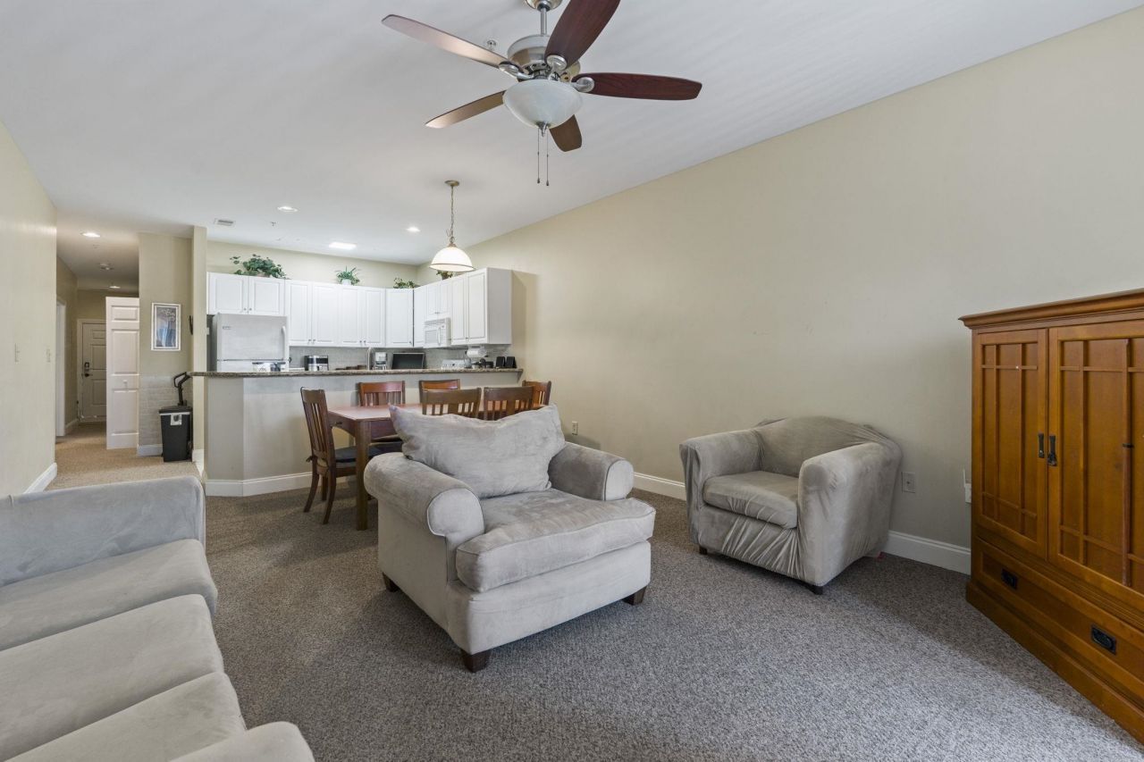 1033 World Tour Blvd.  Photo 13