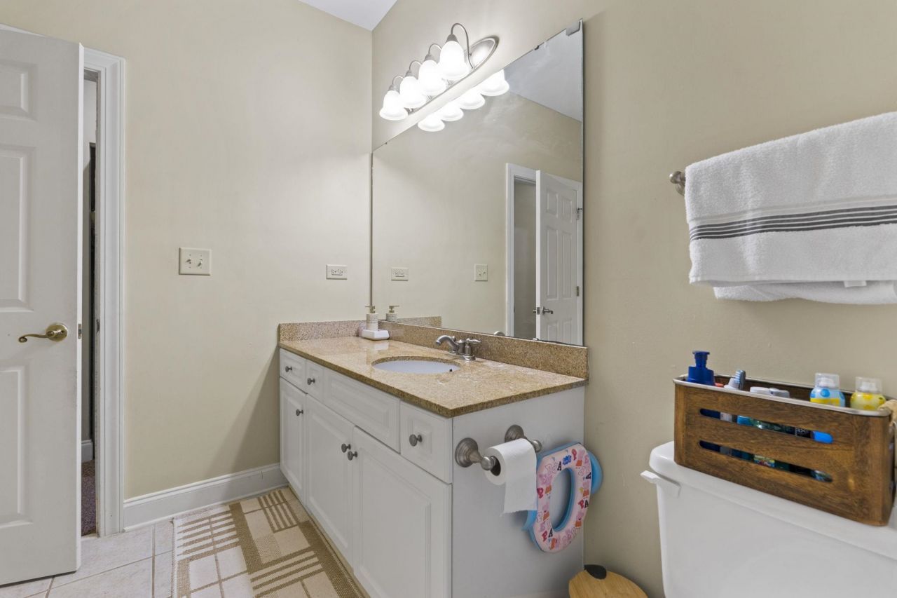 1033 World Tour Blvd. Photo 27