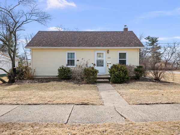 422 W Exchange Street, Geneseo, IL 61254