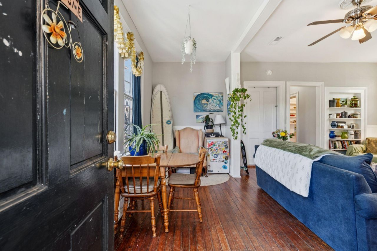 208 Calhoun Street Photo 35