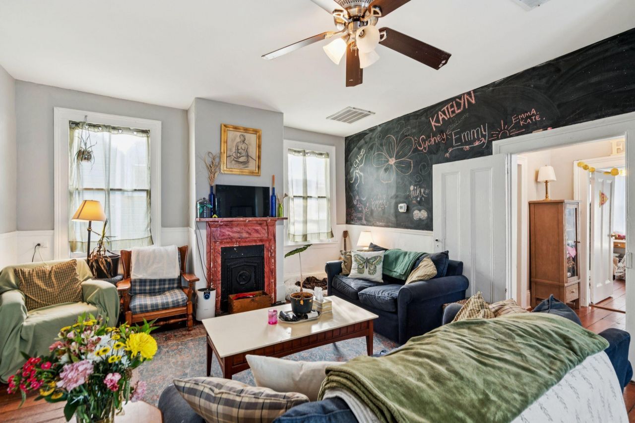 208 Calhoun Street Photo 38