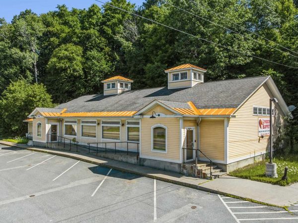626 Broad Street, Lyndon, VT 05851