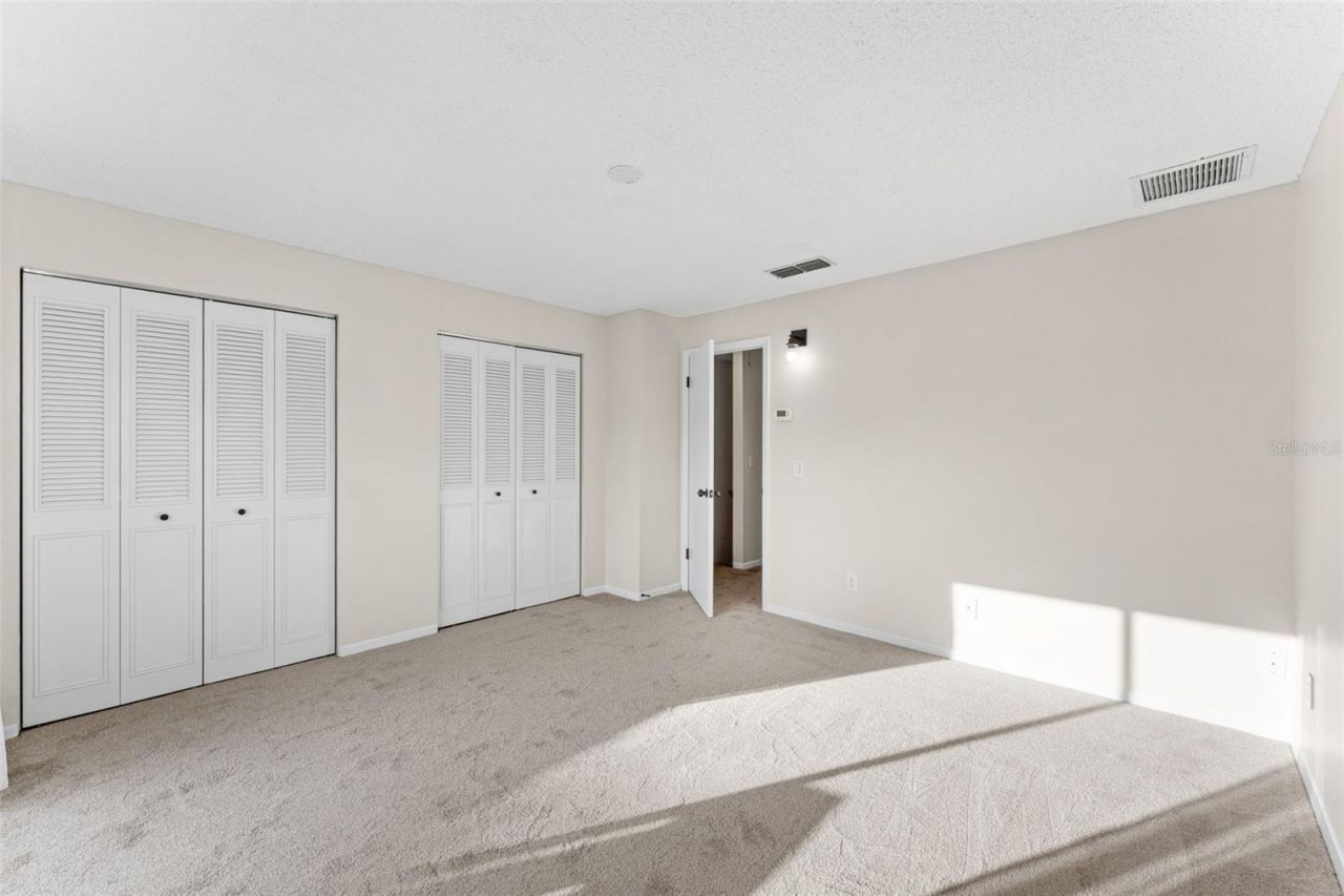 101 N Pine Street, Unit 2, New Smyrna Beach, FL 32169 Photo