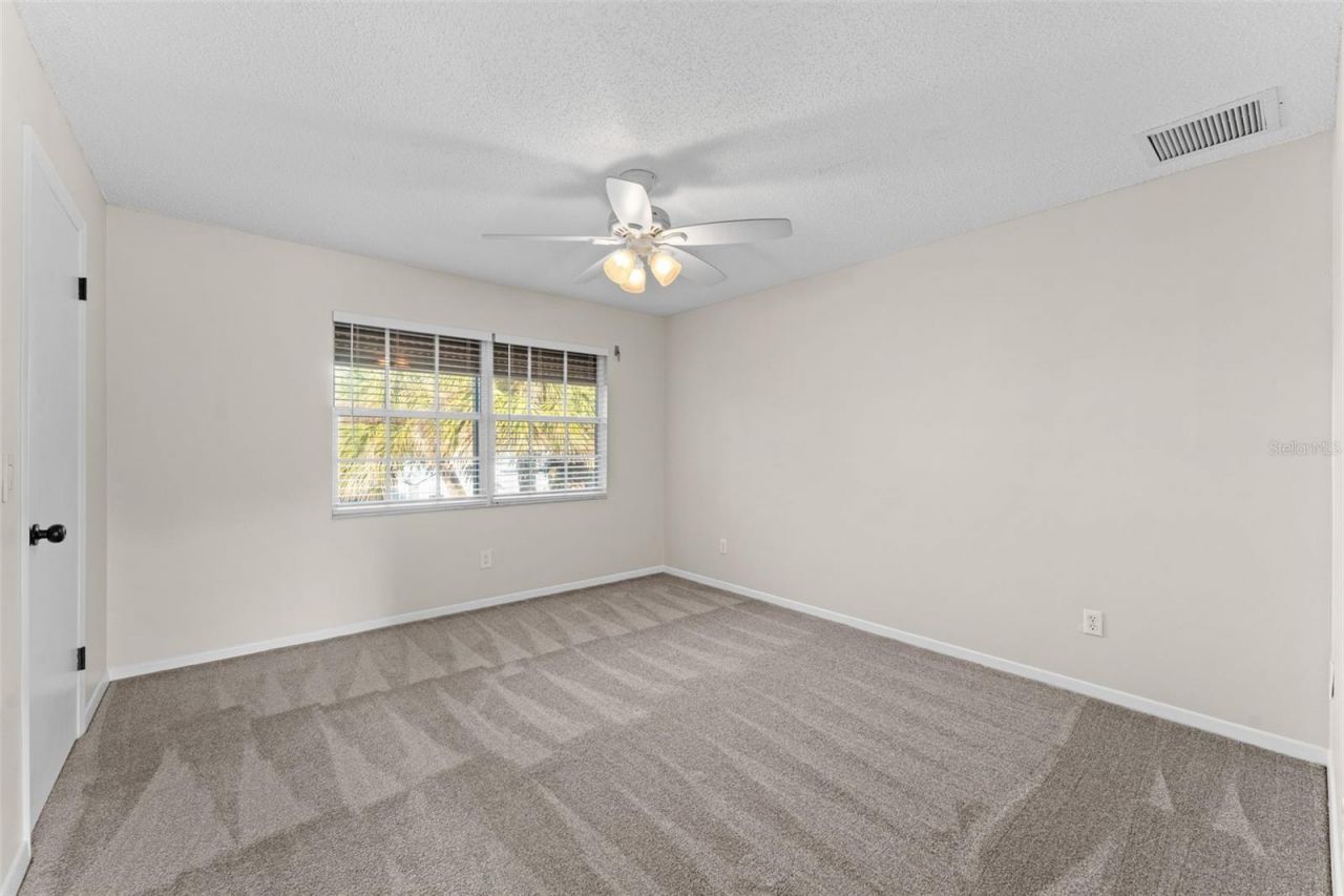 101 N Pine Street, Unit 2, New Smyrna Beach, FL 32169 Photo