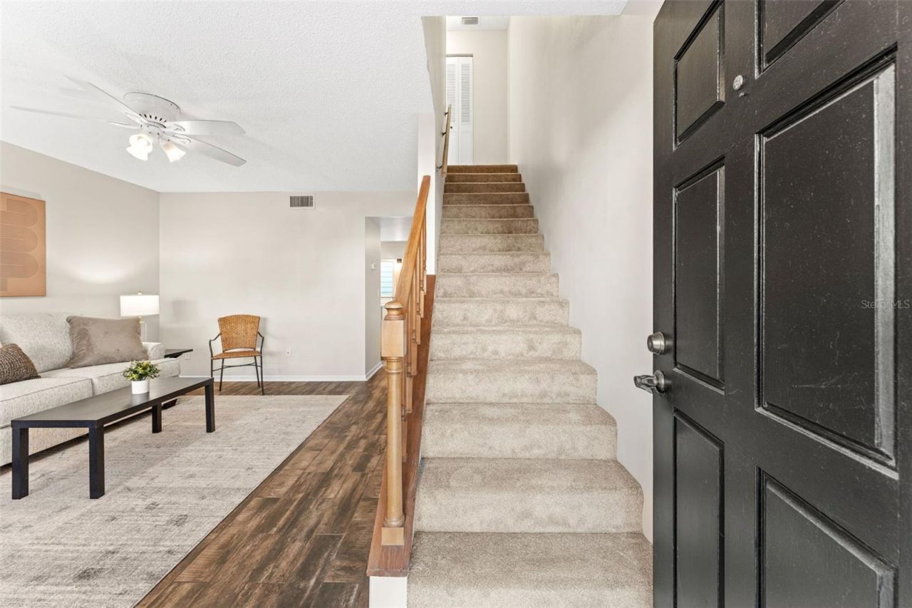 101 N Pine Street, Unit 2, New Smyrna Beach, FL 32169 Photo