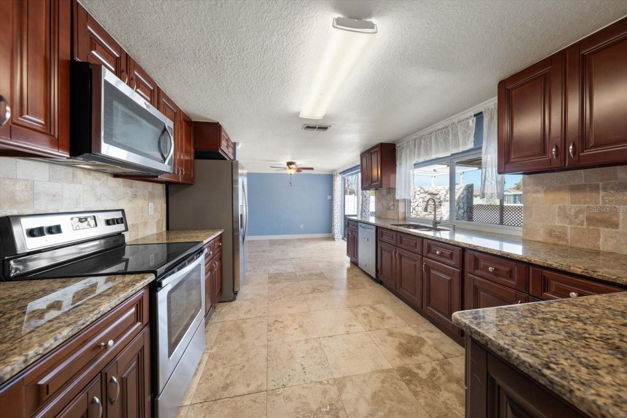 4025 Sail Drive, New Port Richey, FL 34652 Photo