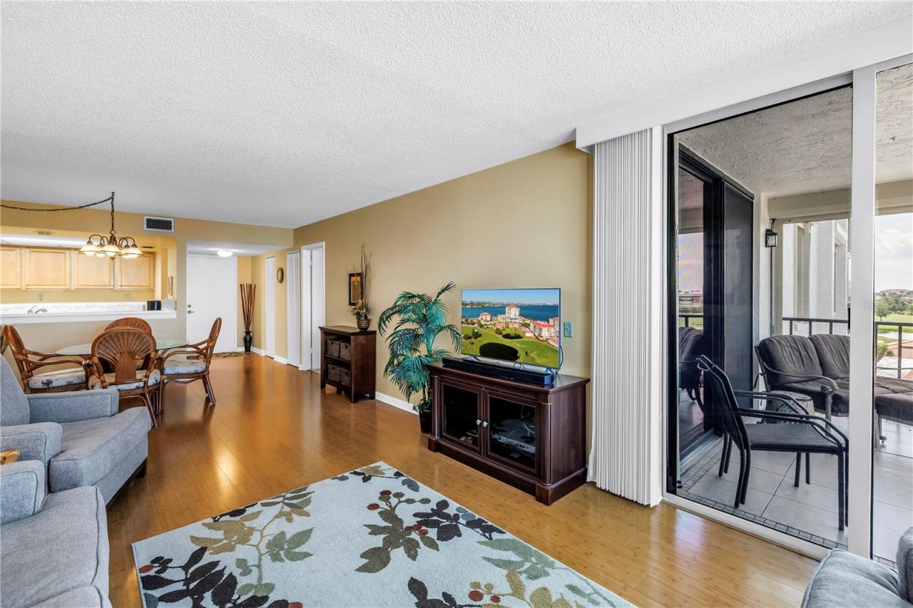 6265 Sun Boulevard, Unit 605, Saint Petersburg, FL 33715 Photo