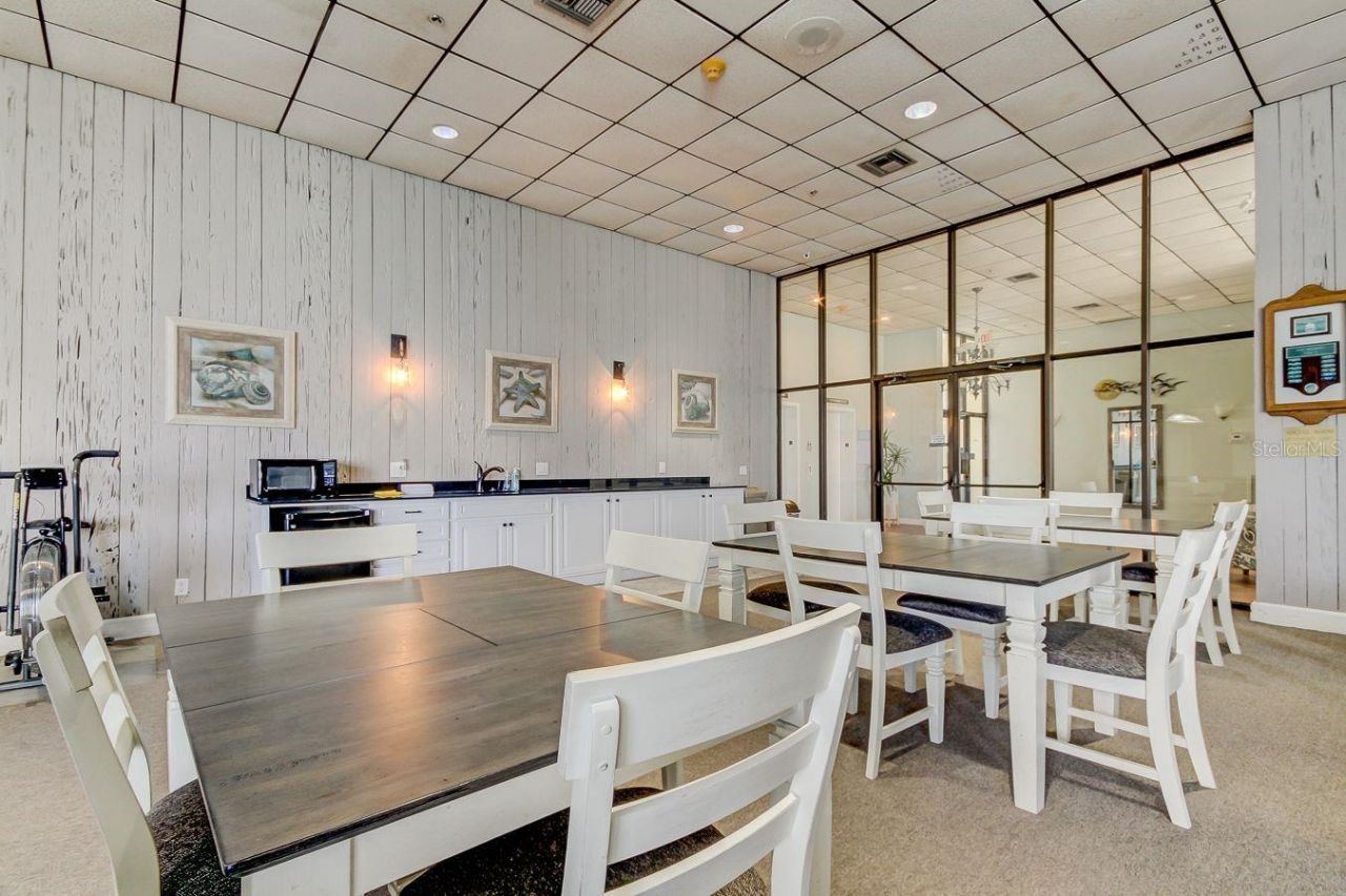 6265 Sun Boulevard, Unit 605, Saint Petersburg, FL 33715 Photo