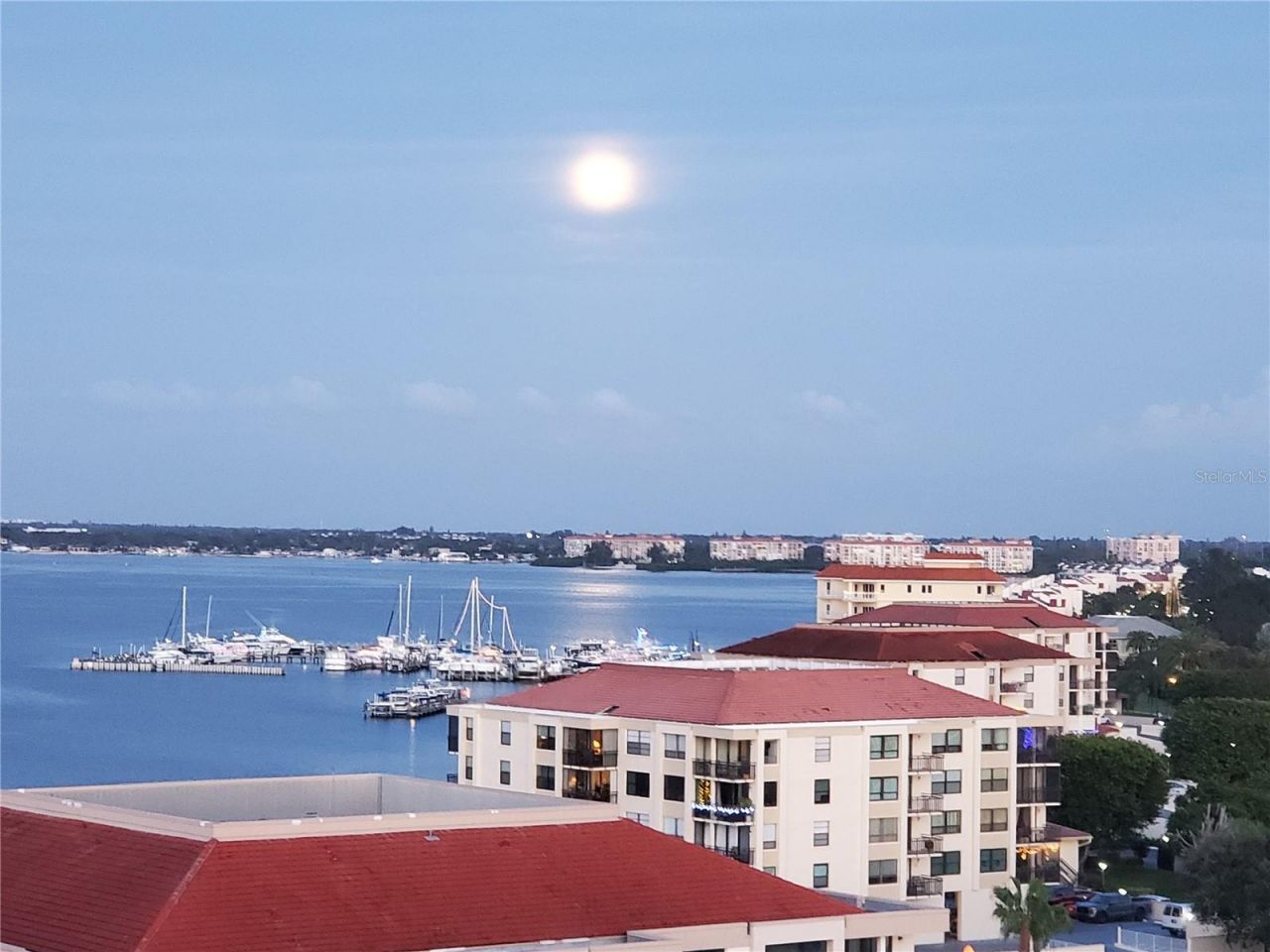 6265 Sun Boulevard, Unit 605, Saint Petersburg, FL 33715 Photo