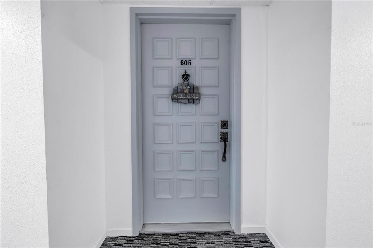 6265 Sun Boulevard, Unit 605, Saint Petersburg, FL 33715 Photo