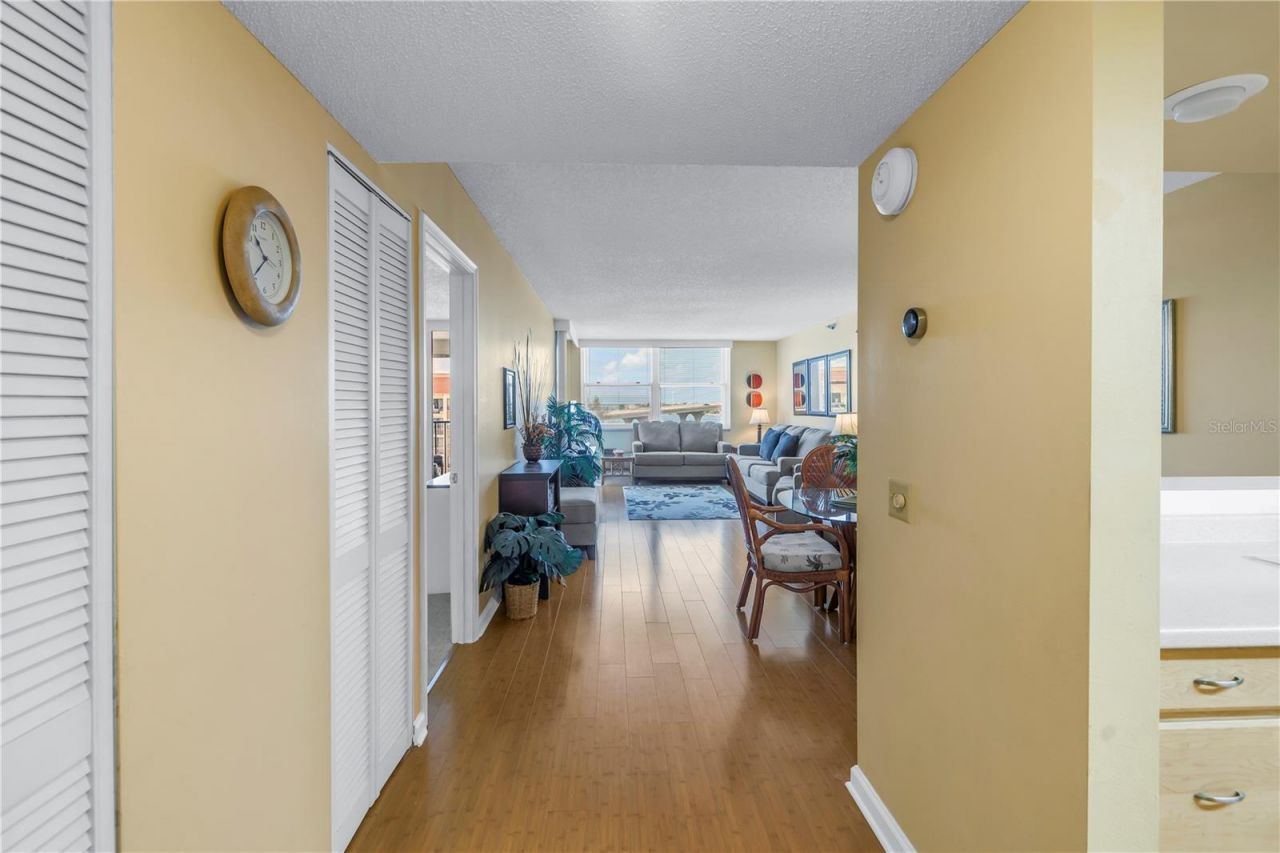 6265 Sun Boulevard, Unit 605, Saint Petersburg, FL 33715 Photo