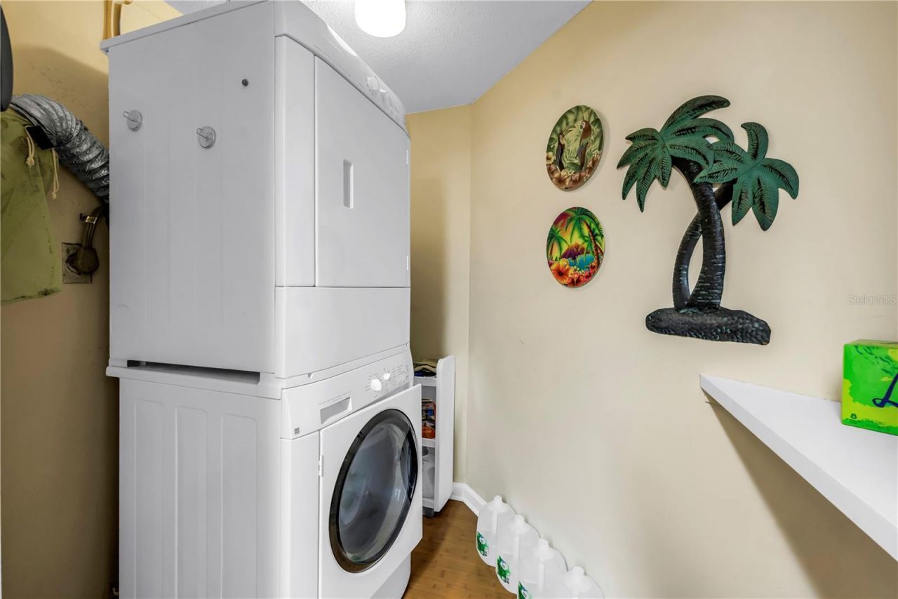 6265 Sun Boulevard, Unit 605, Saint Petersburg, FL 33715 Photo