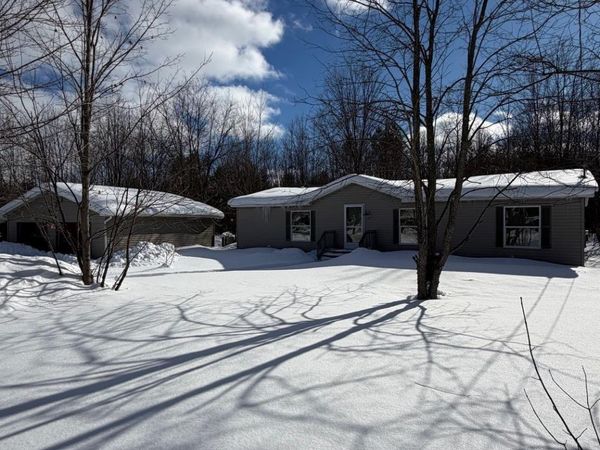 11145 Riley Road, Interlochen, MI 49643