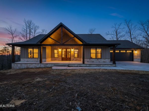 910 Eastridge Pass, Monterey, TN 38574