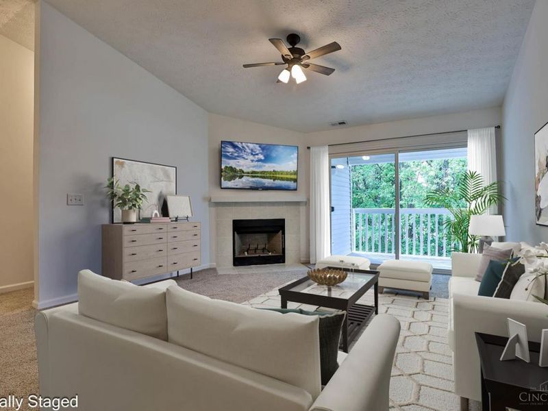 220 Carrington Place, Unit 312, Loveland, OH 45140 Photo 2