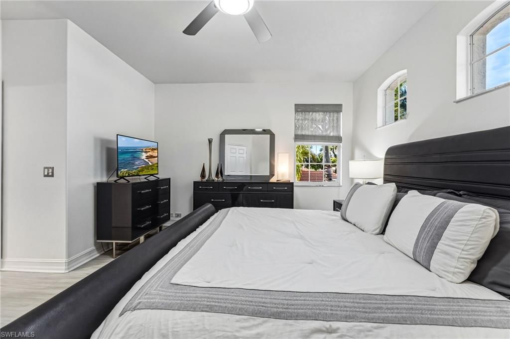 11033 Harbour Yacht Ct, Unit 202, Fort Myers, FL 33908 Photo