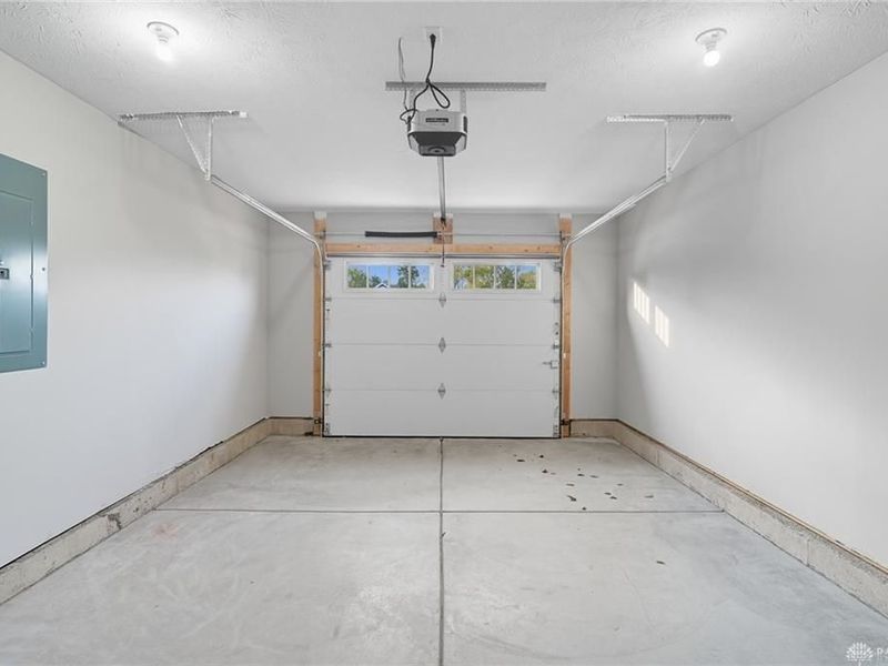 25 Timber Creek Drive, Carlisle, OH 45005 Photo 24