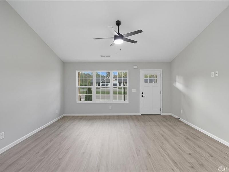 25 Timber Creek Drive, Carlisle, OH 45005 Photo 4